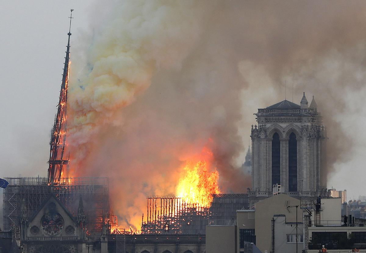 APTOPIX France Notre Dame Fire