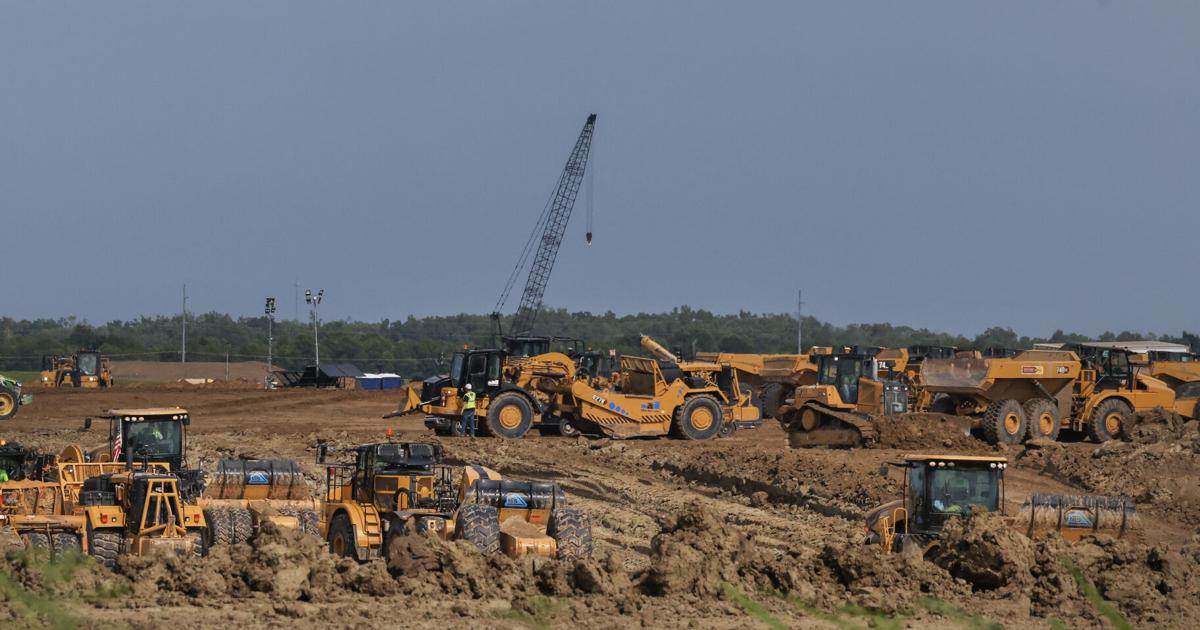 Meta's big Louisiana data center has united these two opposing groups. What's behind it?