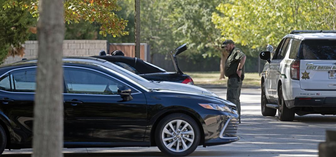 Suspected vehicle burglar found shot to death | Crime/Police ...