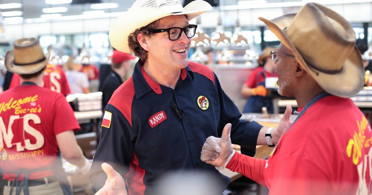 Was macht Buc-ees berühmtes Rinderbruststück so gut? Lernen Sie den ...