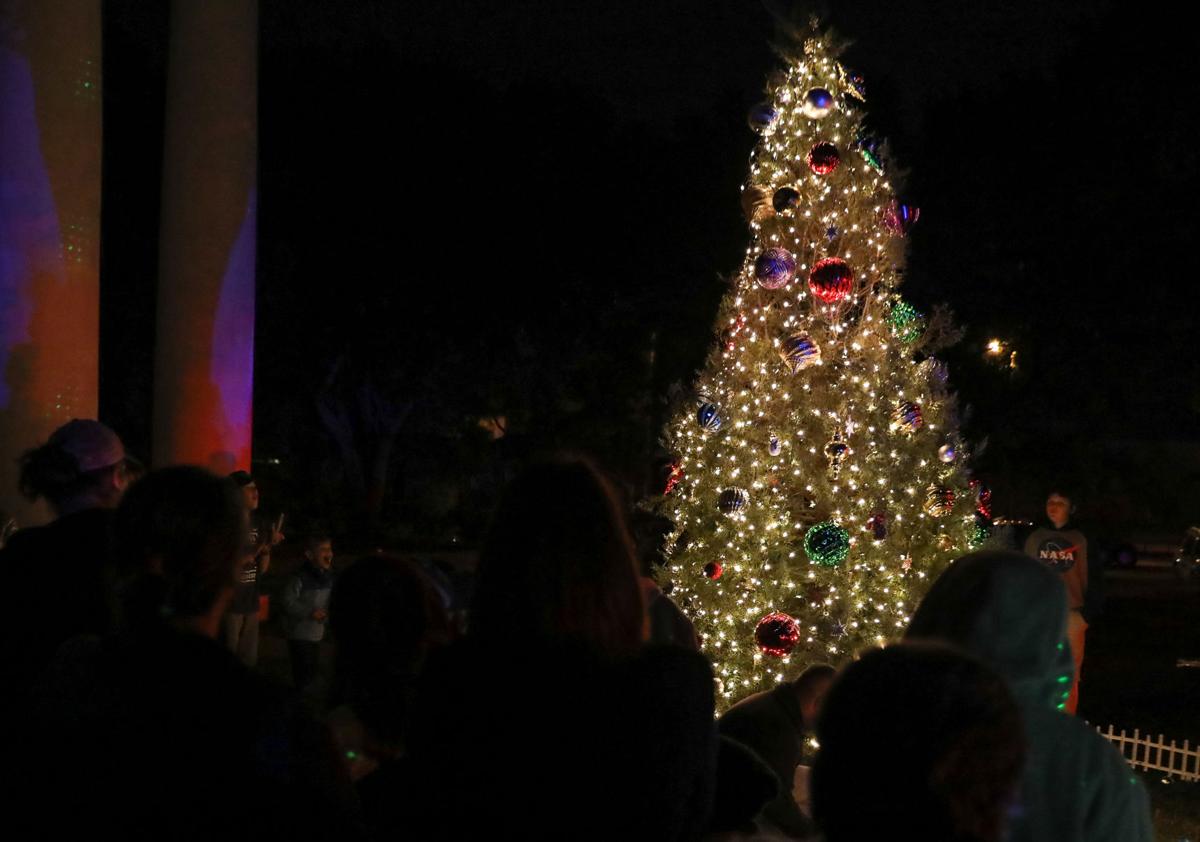 Photos East Feliciana Police Jury And Sheriff Christmas Tree Lighting Baton Rouge Theadvocate Com