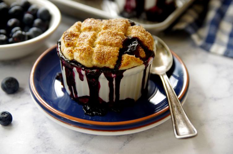 BlueberryPie1.JPG