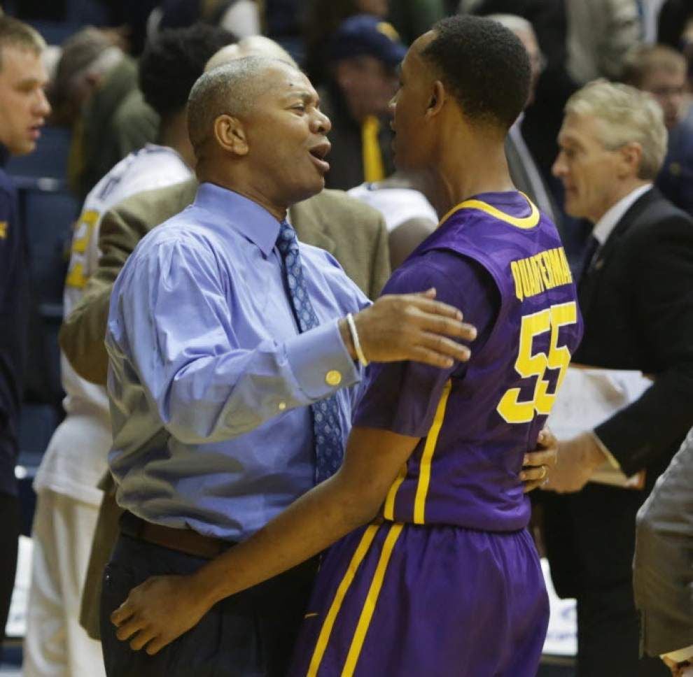 Video: Tim Quarterman scores a career-high 21 points to lead LSU to an upset at No. 16 West Virginia _lowres
