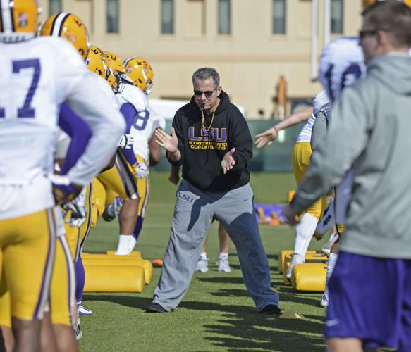 'Fever pitch' LSU strength coach Tommy Moffitt uses folding chairs