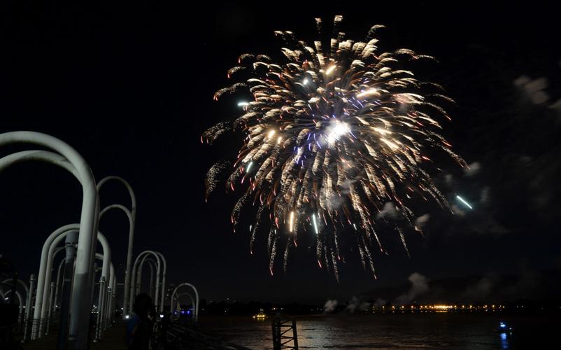 4th july fireworks baton rouge