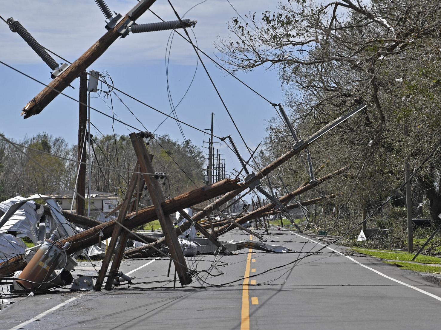 Lus Offers Crews To Help Vinton Restore Power Slemco Entergy Cleco Still Working In Acadiana Weather Traffic Theadvocate Com