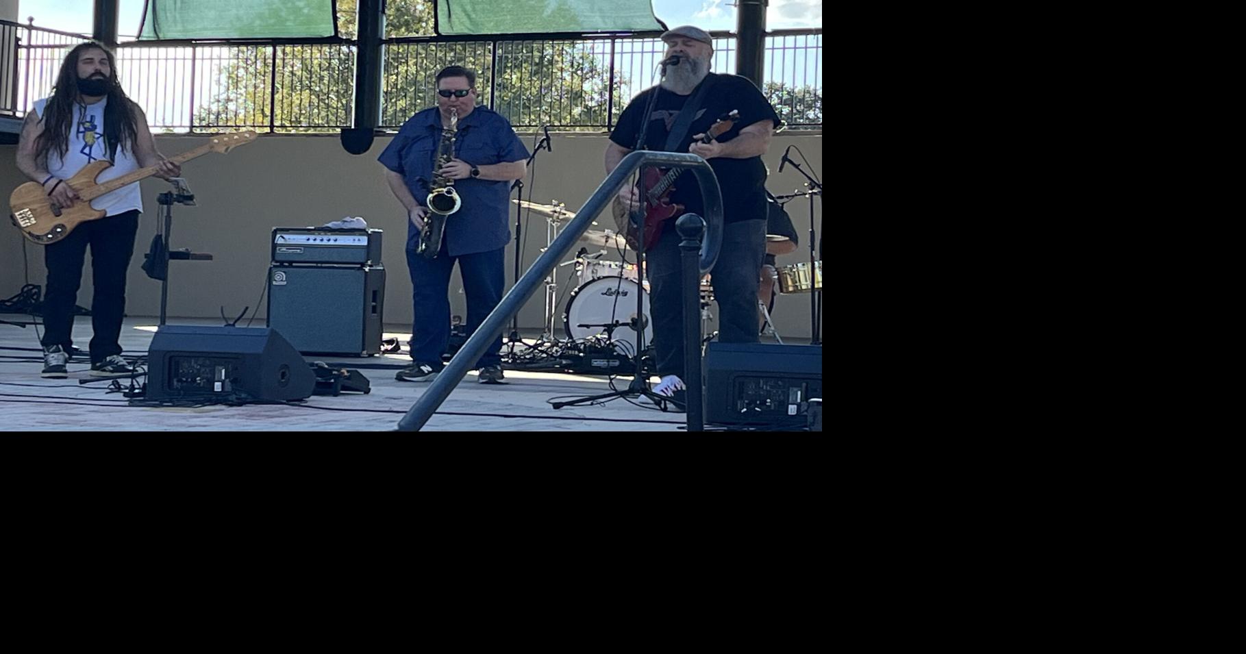 Chris LeBlanc Band entertains Gonzales' Music in the Park concertgoers