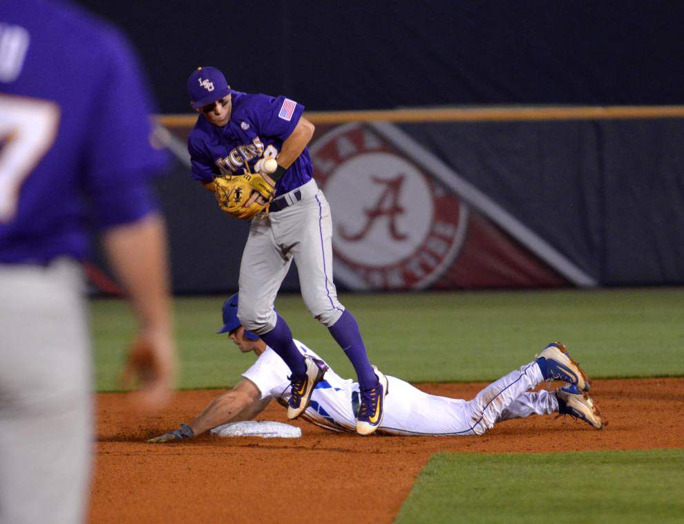 ‘This team’s special’ LSU baseball rallies past Florida, 53, in