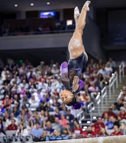 NO.gymchampionships.041826_9171 MJ.JPG