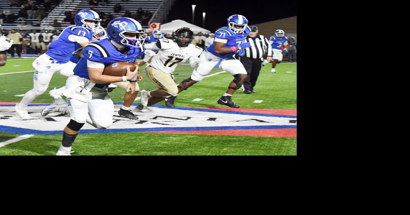 Wampus Cats score early, often in rout of Tigers