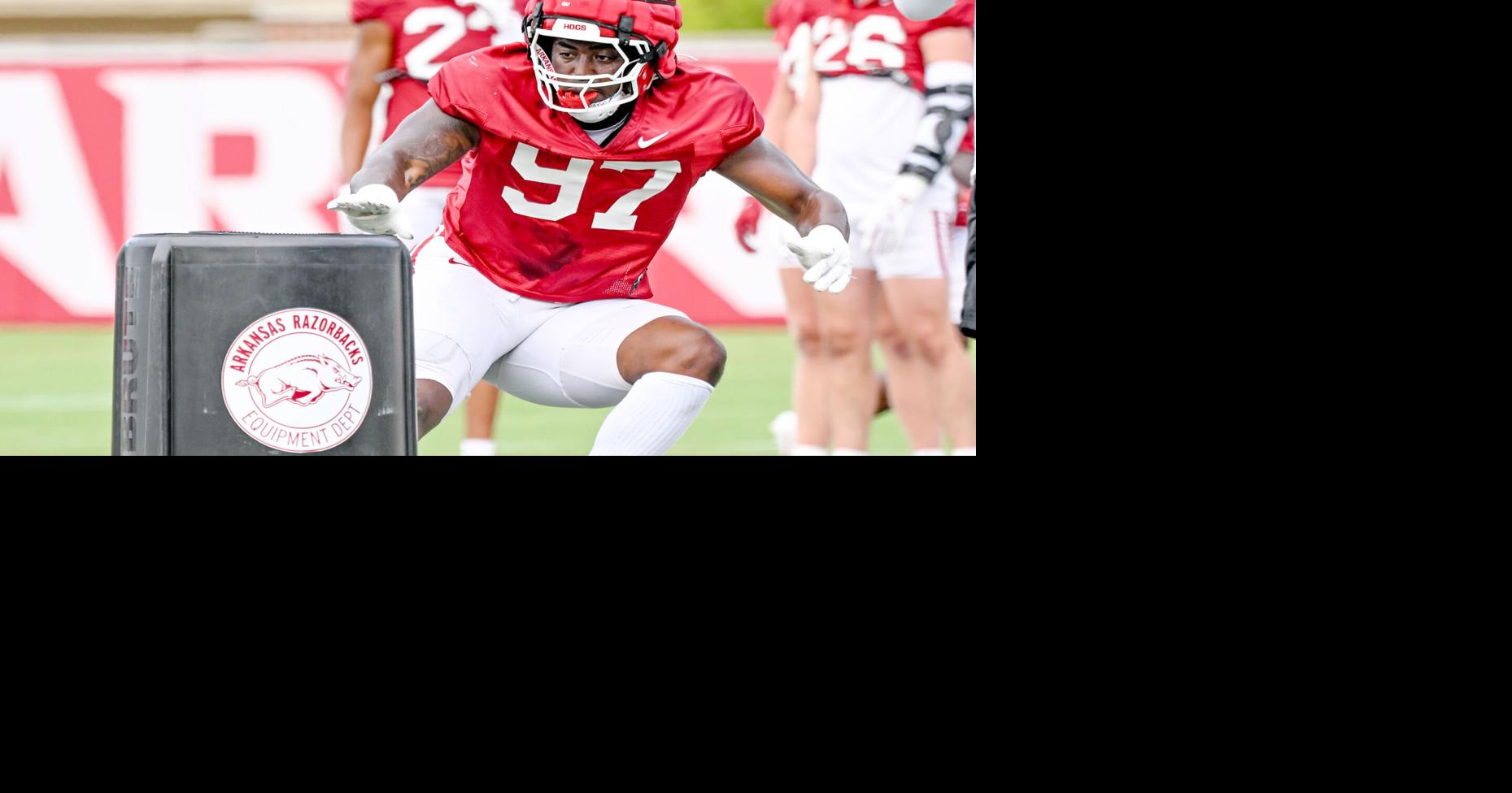 Razorbacks have new faces on defensive line | Sports | thecabin.net
