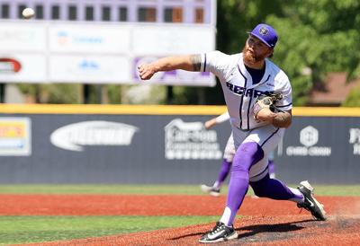 BEARS BATTLING FOR FIRST ASUN VICTORY - University of Central