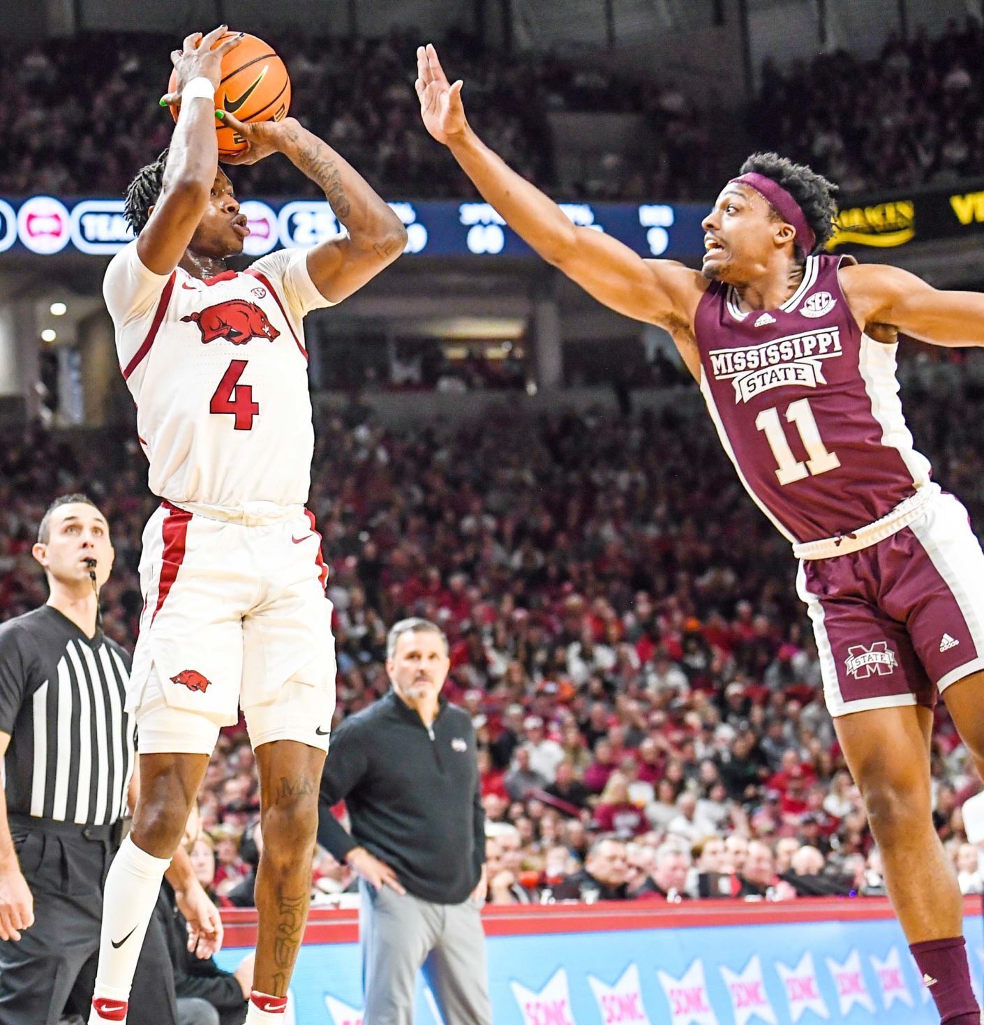 Razorbacks To Play At Texas A&M Tonight | Sports | Thecabin.net