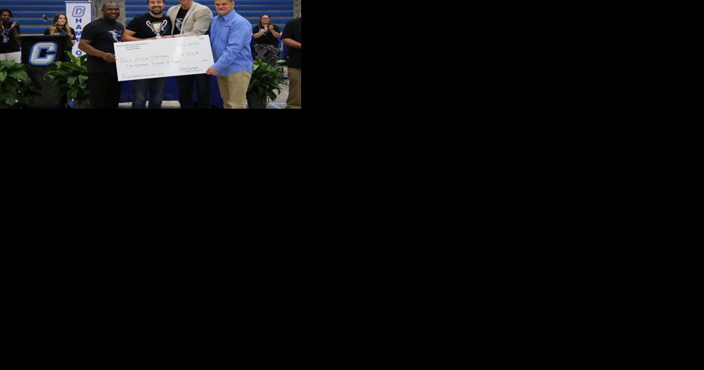 Stroman named Conway Public Schools top employee - Vimarsana News