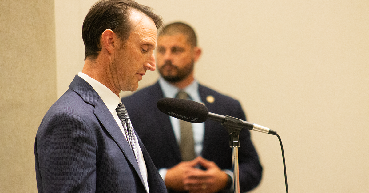 Oppenheimer’s grandson supports nuclear energy bill