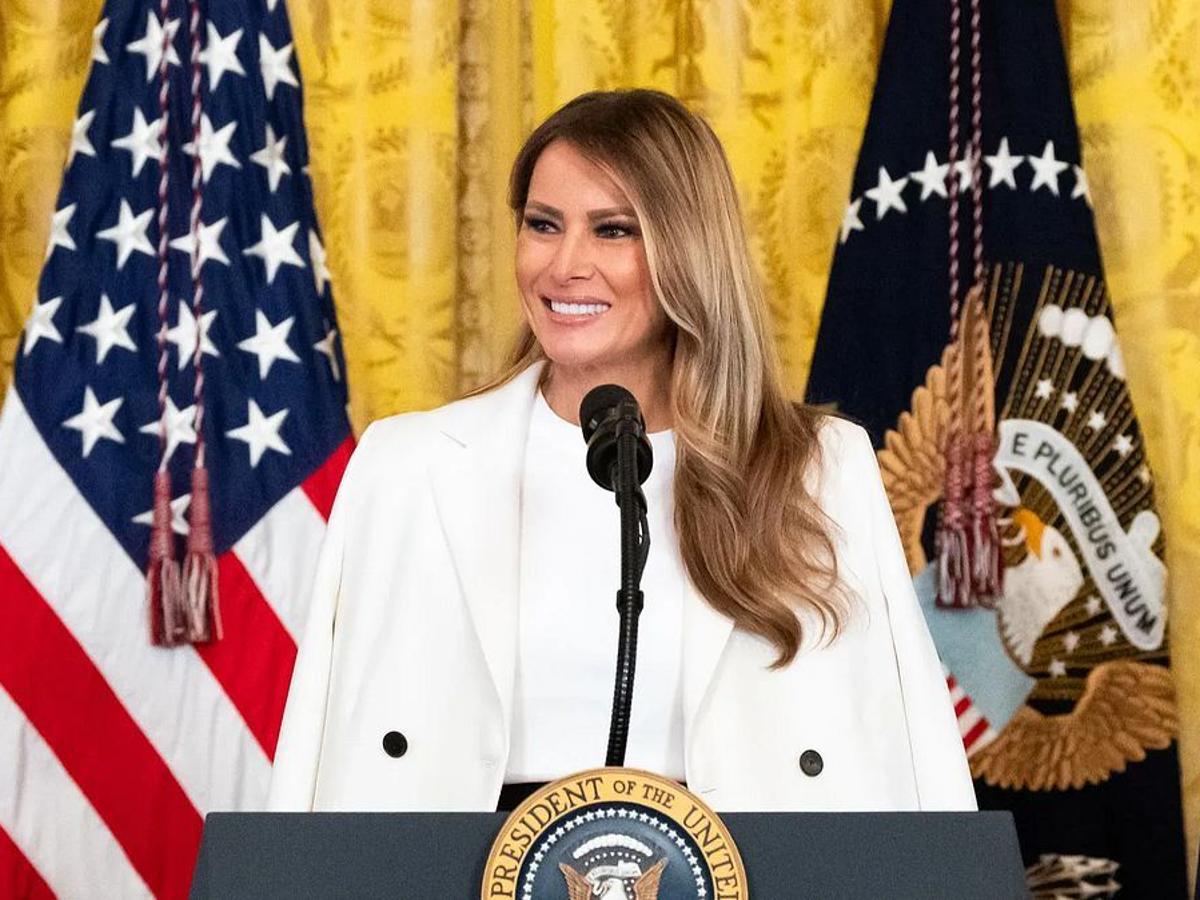 Ông Trump ký sắc lệnh hành pháp nhằm cải thiện hệ thống chăm sóc trẻ em nuôi dưỡng...