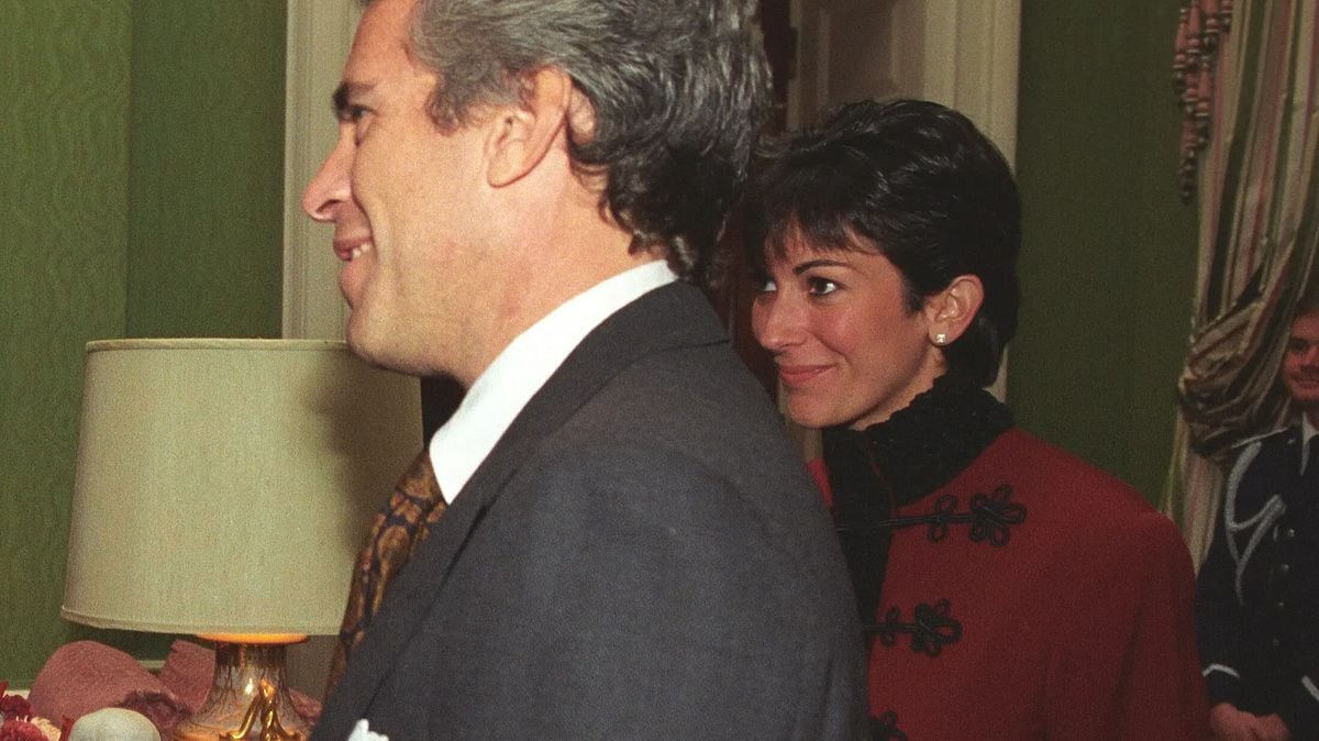 US Attorney Comey halted NM AG sex trafficking probe into Epstein ranch in 2019