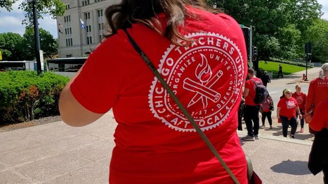 Teacher union leaders earn half a million; critics say it's at taxpayers' expense