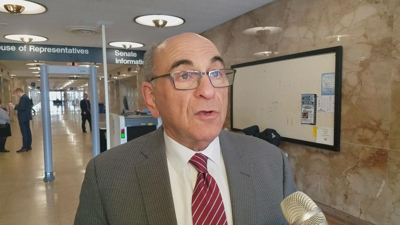 Illinois tied for nation's most lax lawmaker/lobbyist revolving door