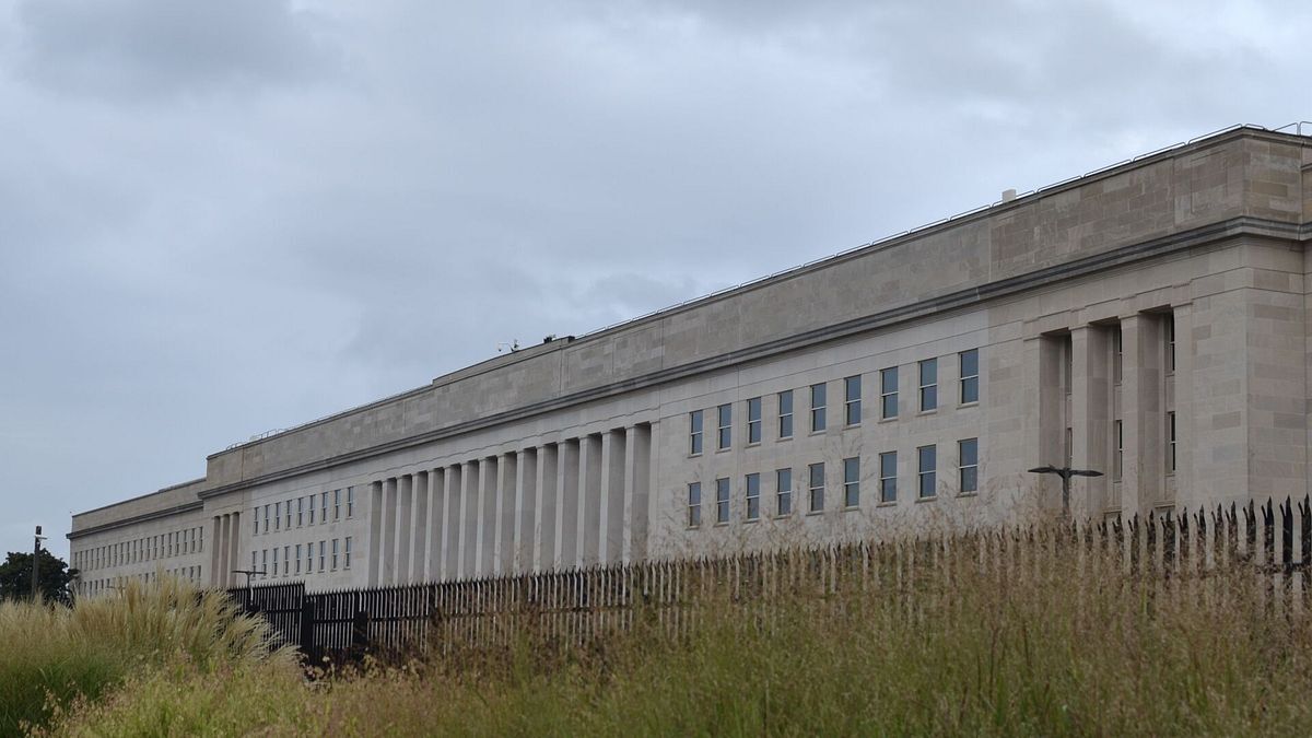 State officials urge Trump, Congress to address national debt - National