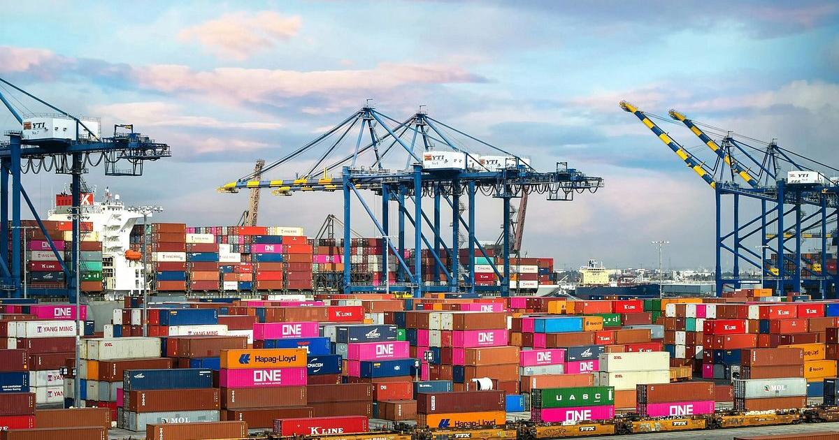 U.S. Supreme Court to take up tariff challenge