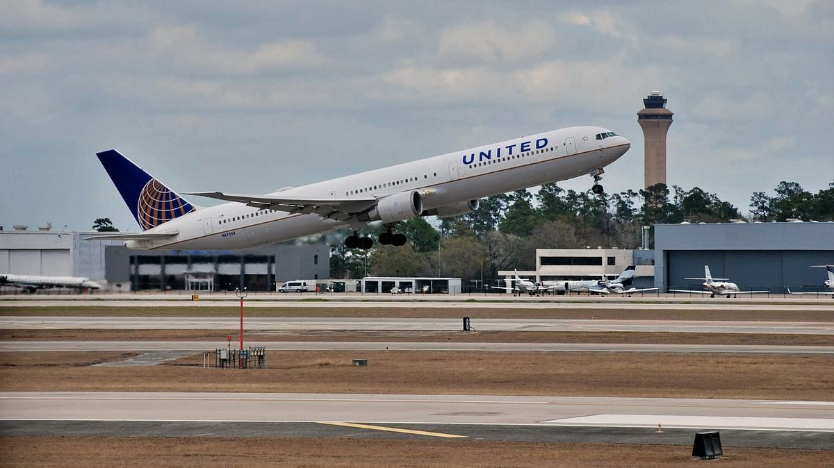 San Antonio airport fuel workers oust union from workplace