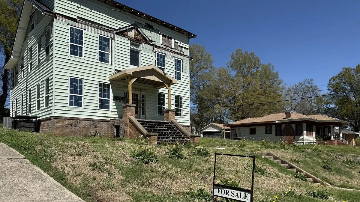 thecentersquare.com - By Orphe Divounguy | The Center Square contributor - Everyday Economics: A stalled labor market and why the next data points matter