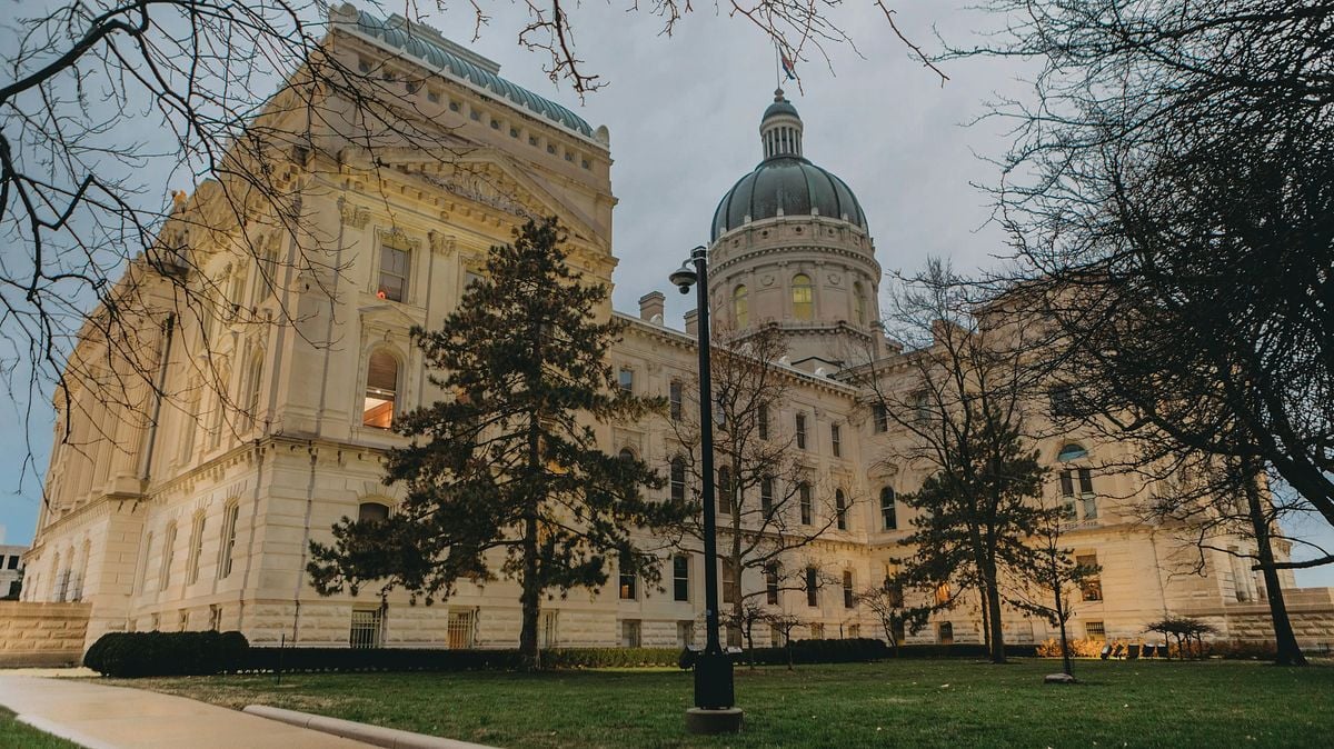 Large taxpayer costs coming to Indiana or Illinois for new Bears stadium