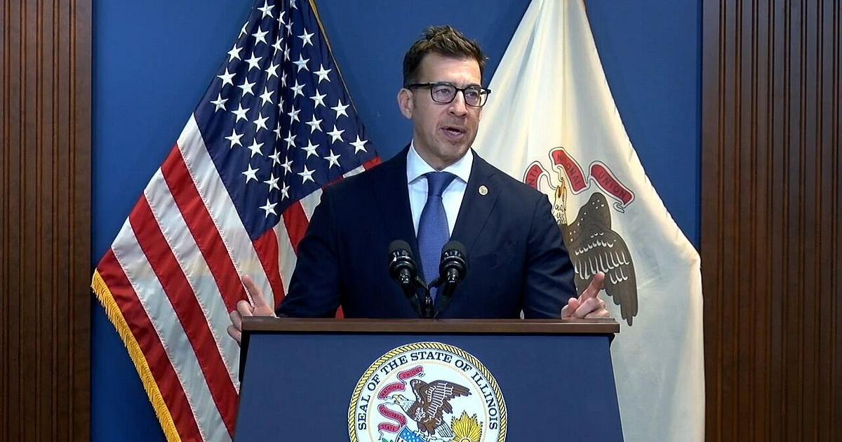 Illinois quick hits: Secretary of State accuses ICE of plate swapping; Treasurer celebrates LGBTQ+