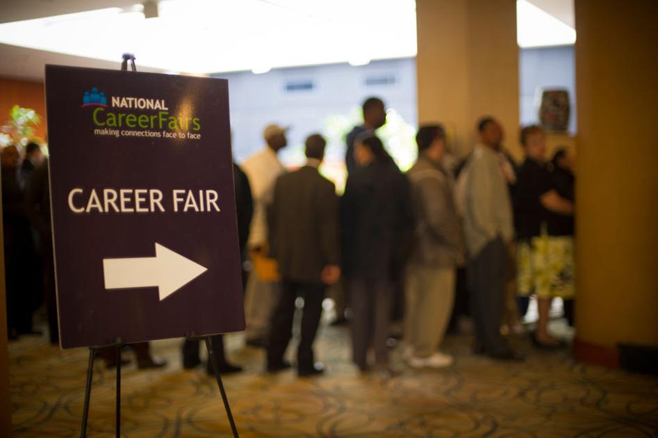 Illinois unemployment rate drops to lowest level on record | Illinois | thecentersquare.com