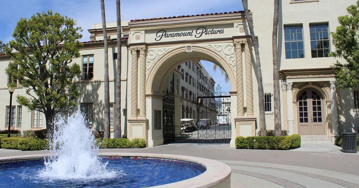 Trump admin signals support for Paramount bid as Warner Bros. considers sale