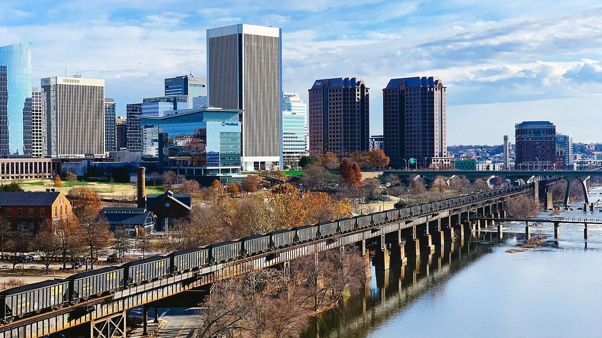 Dominion, NextEra plan merger