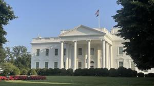 White House seeks to end IL illegal alien college benefits