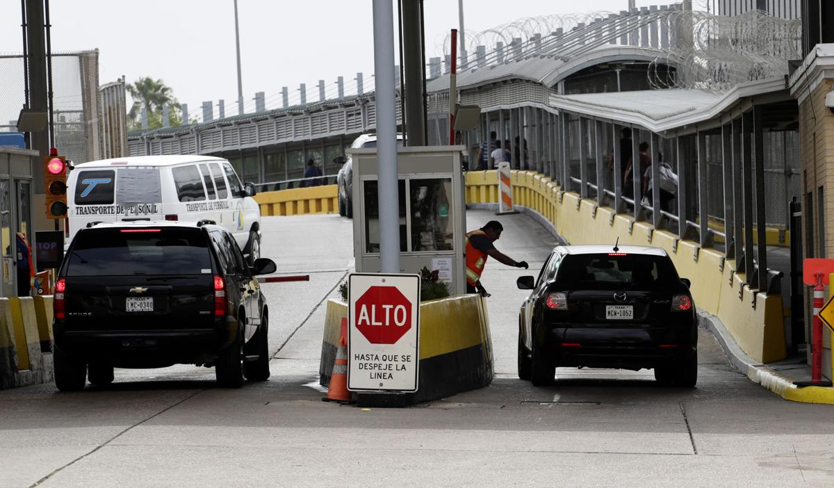 Mexico closes border before holiday weekend | National ...