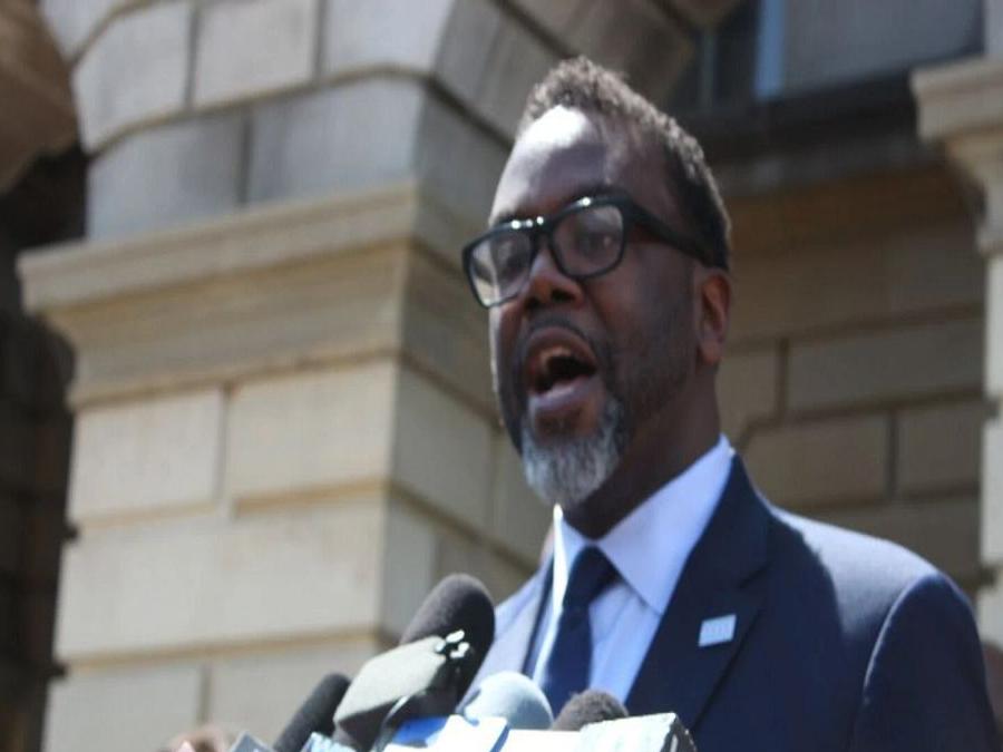 Tour — Brandon Davis, image size:1200x900