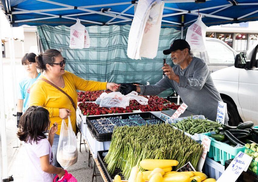 Washington spends about 3 billion a year on food stamps for