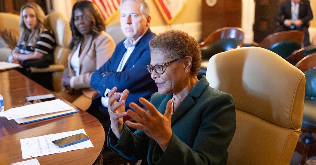 Los Angeles mayor supports Assembly bill to fight metal theft