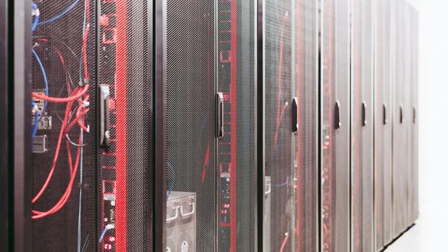 Court allows construction company to argue for data center