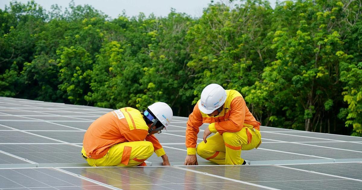 Virginia targets grid costs holding up public solar projects