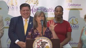 New Illinois law will require school districts to address student trauma