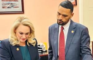Push for parental leave returns to Ohio Legislature