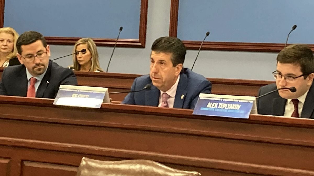 thecentersquare.com - Ford Turner - Disclosing AI use in health care: Patients 'deserve to know' lawmaker says