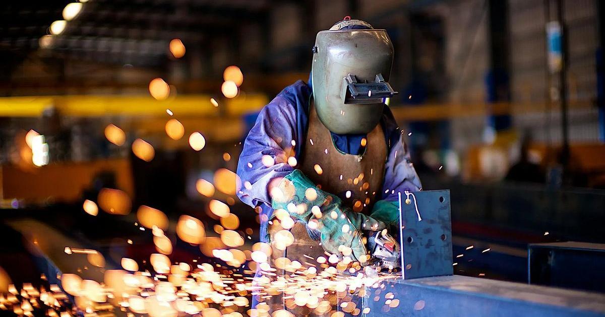 With state mandate looming, small businesses struggle to find skilled workers