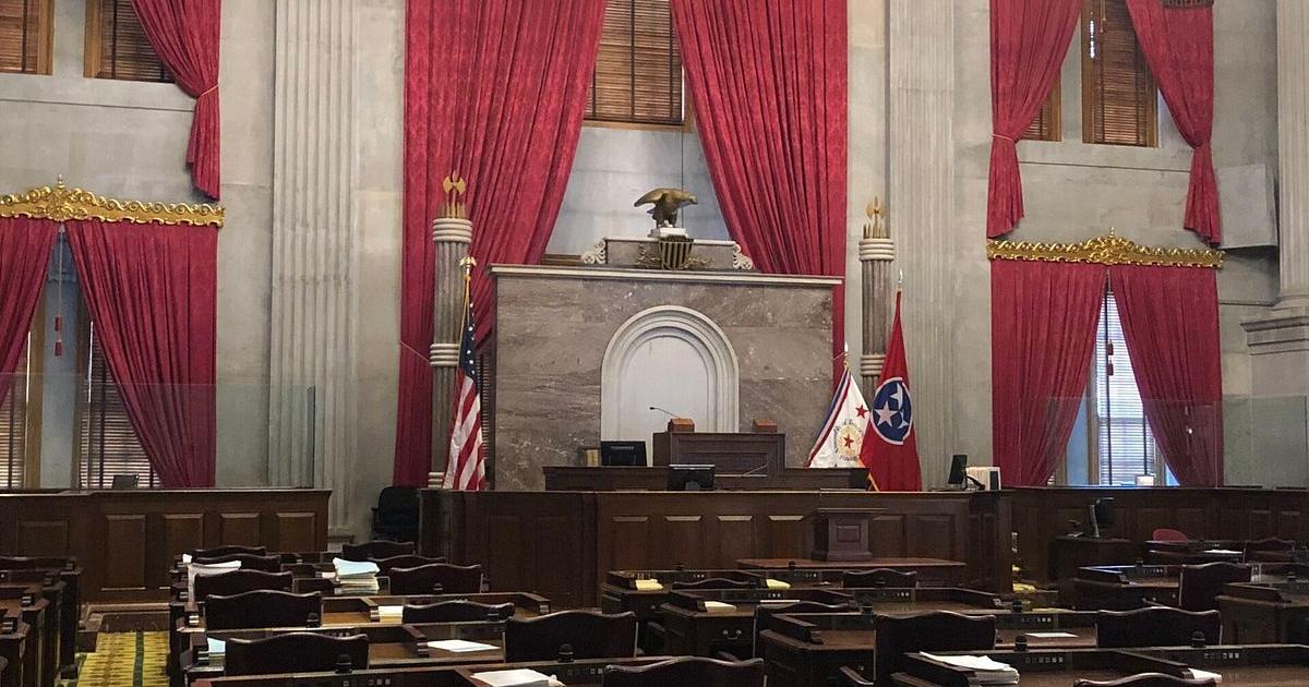 Tennessee House pass bill allowing Ten Commandments display in schools