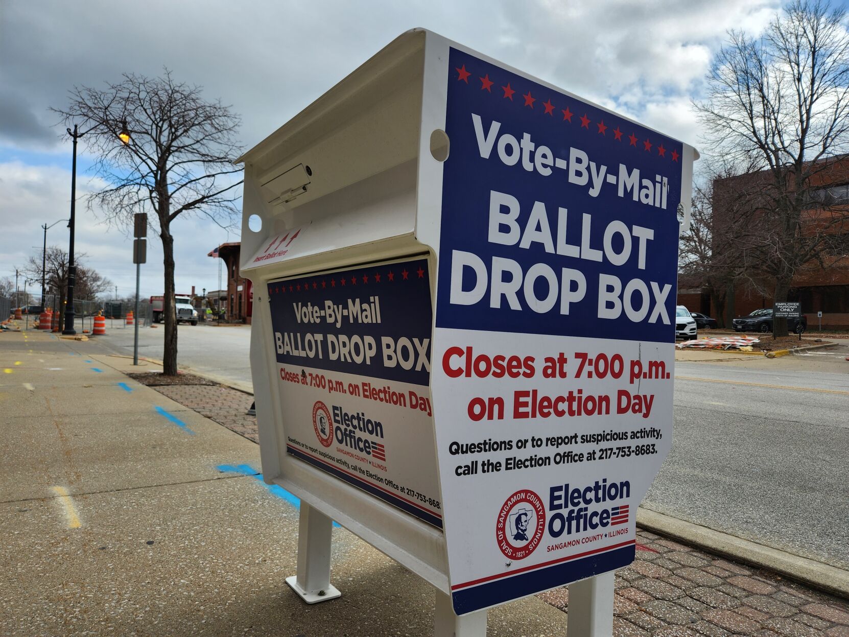 Measure Would Allow Noncitizens To Vote In Illinois School Board ...