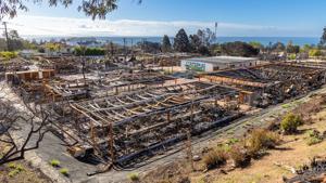 Flags lowered on anniversary of Palisades, Eaton fires