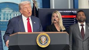 Trump administration asks Supreme Court to toss stay in National Guard case