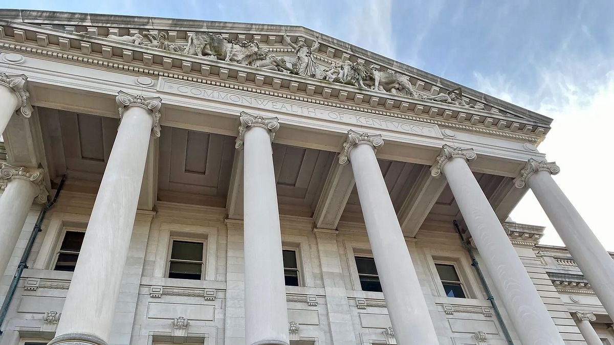 Op-Ed: Kentucky Supreme Court’s dangerous impeachment ruling subverts constitution