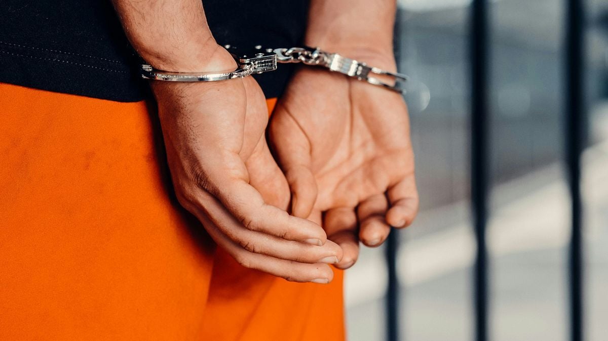 Ayotte signs bill to close DUI ‘loophole’ in New Hampshire