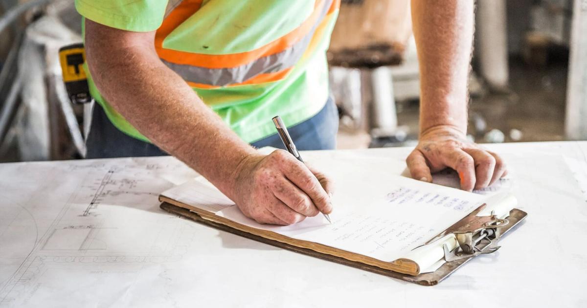 Less than half of Texans live in a county reporting job growth